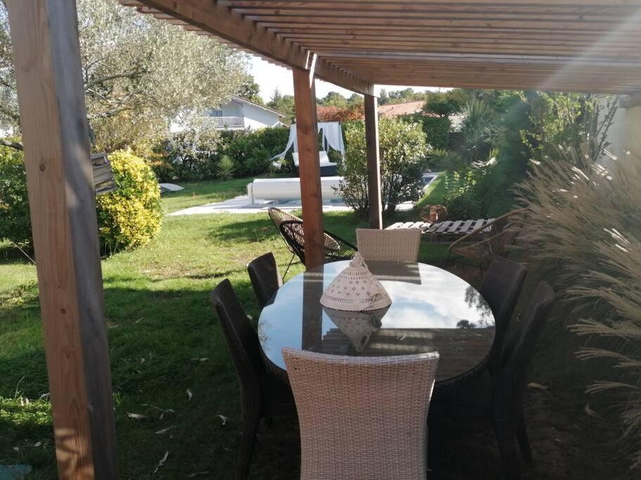Maison Familiale En Bois Avec Piscine, Proche Du Bassin Gujan-Mestras Exterior photo